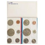 1977 MINT SET P D MINTS