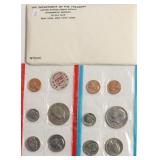 1972 MINT SET P D MINTS