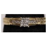 10K GOLD 4 DIAMOND SQUARE RING  SZ 9.5/  2.12GR