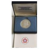 SILVER BICENTENNIAL MEDAL W BOX PAPERS