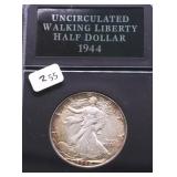 1944 D WALKING HALF DOLLAR UNC