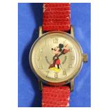 MICKEY MOUSE WATCH, 17 JEWELS, RUNS,