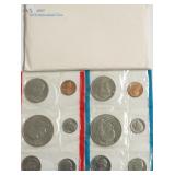 1975 MINT SET P D MINTS