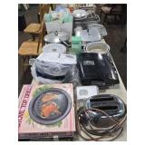 Assorted Vintage Cookware & Appliances