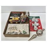 Vintage Christmas Ornaments & Accessories