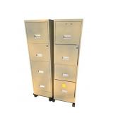 2 Metal 4 Drawer File Cabinets