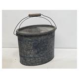 Falls City Oval Metal Minnow Bucket