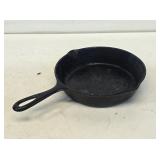 #5 Cast Iron Skillet with Heat Ring