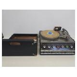 Vintage Newcomb TR-1656M Record Player