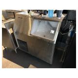 Hoshizaki F-300BAJ Flaker Ice Machine