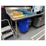 59ï¿½ Clean & Dirty Side Dish Tables