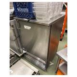 Glastender MFV24-SS(R) Back Bar Cooler [TW]