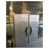 Victory VR-2 Double Door Refrigerator [WWR]