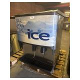 Ice & Water w/ Manitowoc Nugget Ice Maker [TW]
