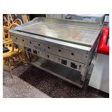 Vulcan 48' Nat Gas Flattop Grill on Stand [TW]