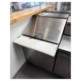 Avantco 178APT27MHC 27' Megatop Prep Table