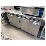 Avantco 178SSUC60RHC 60' Worktop Refrigerator