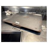 2x 24' Iron Skillets