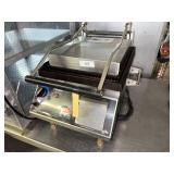 Star Pro Max Ribbed Panini Press [TW]