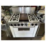 Five Star Natural Gas 4 Burner Range w/ Oven [TW]
