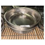 2 Large Bowls