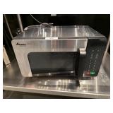 Amana Commercial Microwave Oven