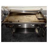Accutemp EGF2083A4800 48' Flattop on Stand [WWR]