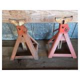 Jack stands