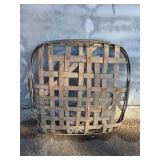 Tobacco basket