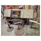 Horizontal band saw