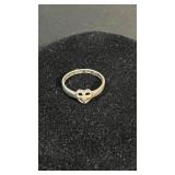 2 grams sterling silver ring, sz 8