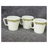 Pyrex Spring Blossom Green Crazy Daisy coffee mug