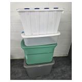 4 Plastic totes