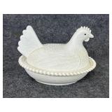 vtg Indiana Glass white milk glass hen on a nest