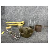 5 pc Vintage kitchen tools