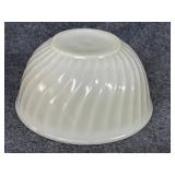 vintage Fire-King Ivory/Cream Swirl mixing bowl