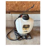 Backpack sprayer