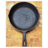 Cast iron skillet 7.0