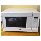 GE MICROWAVE 1150 watts