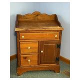 Vintage dry sink