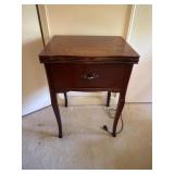 Vintage sewing desk with Universal sewing machine