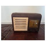 Madison tube radio not tested