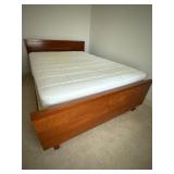 Vintage full size bed