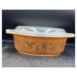 Vintage Pyrex 043 Americana 1 1/2 qt Casserole
