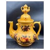 vintage 1960s Royal Sealy teapot cookie jar