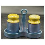 3.5ï¿½ Vintage Japan salt & pepper shakers w stand