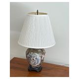 vintage Chinese Famille Rose porcelain table lamp