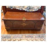 Vintage blanket chest hope chest