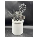 Oneida utensil holder and assorted utensils