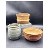 Assorted pottery no stand